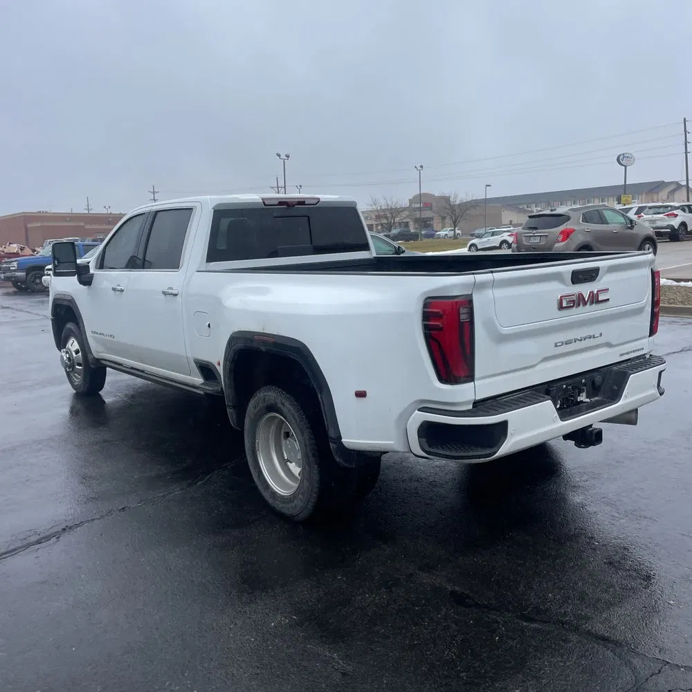 2024 GMC Sierra 3500HD Denali
