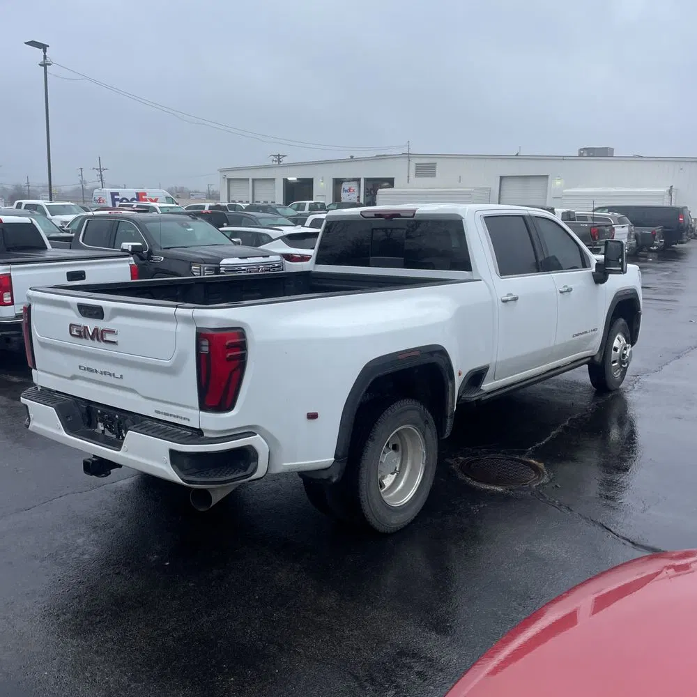 2024 GMC Sierra 3500HD Denali