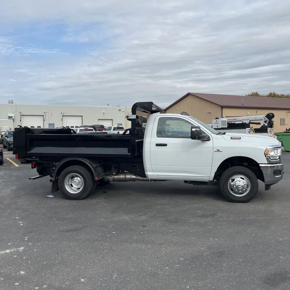 2024 Ram 3500 Cab/Chassis Tradesman