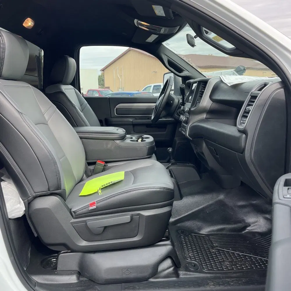2024 Ram 3500 Cab/Chassis Tradesman