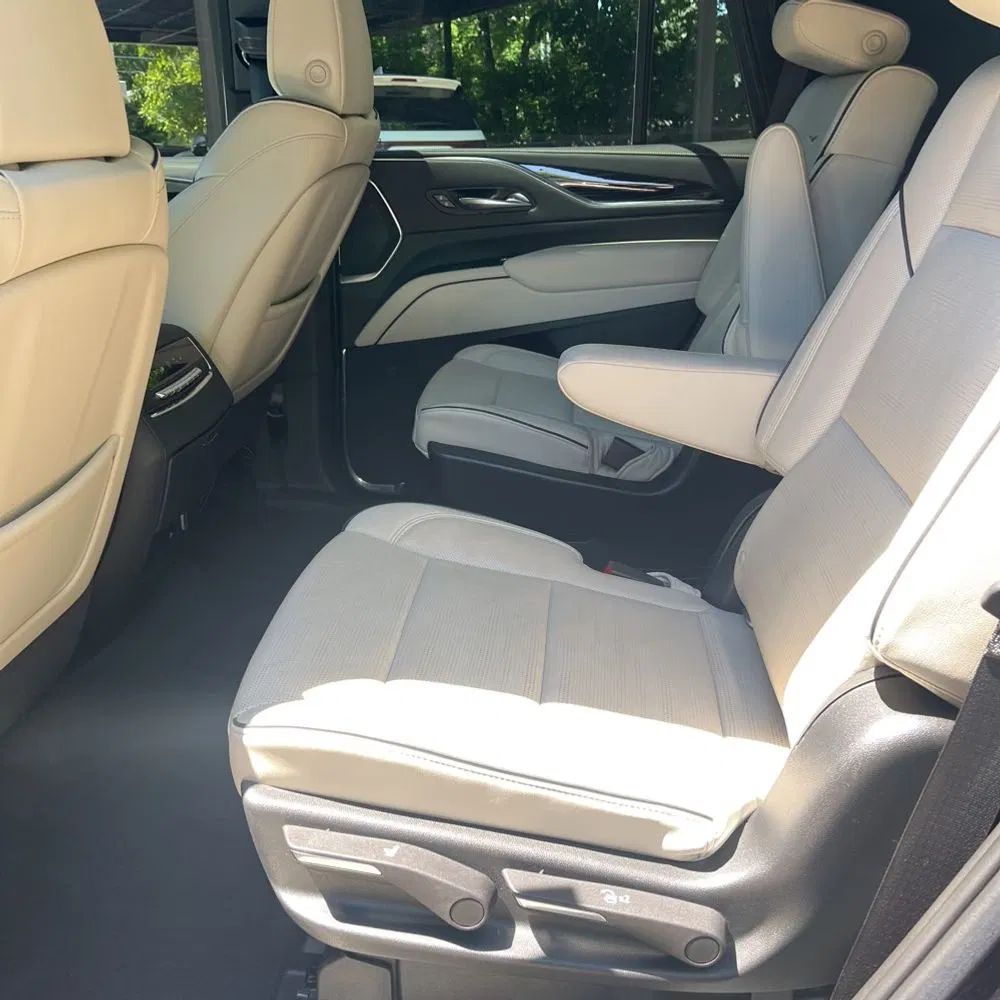 2022 Cadillac Escalade Sport