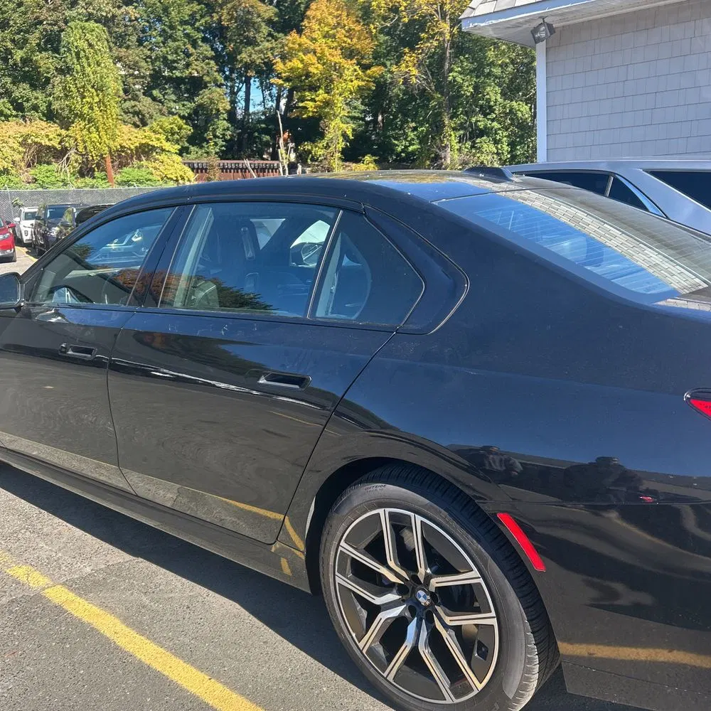 2023 BMW 7-Series 740i