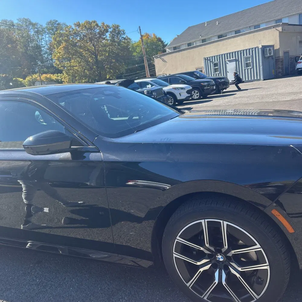 2023 BMW 7-Series 740i