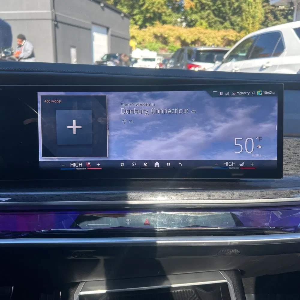 2023 BMW 7-Series 740i