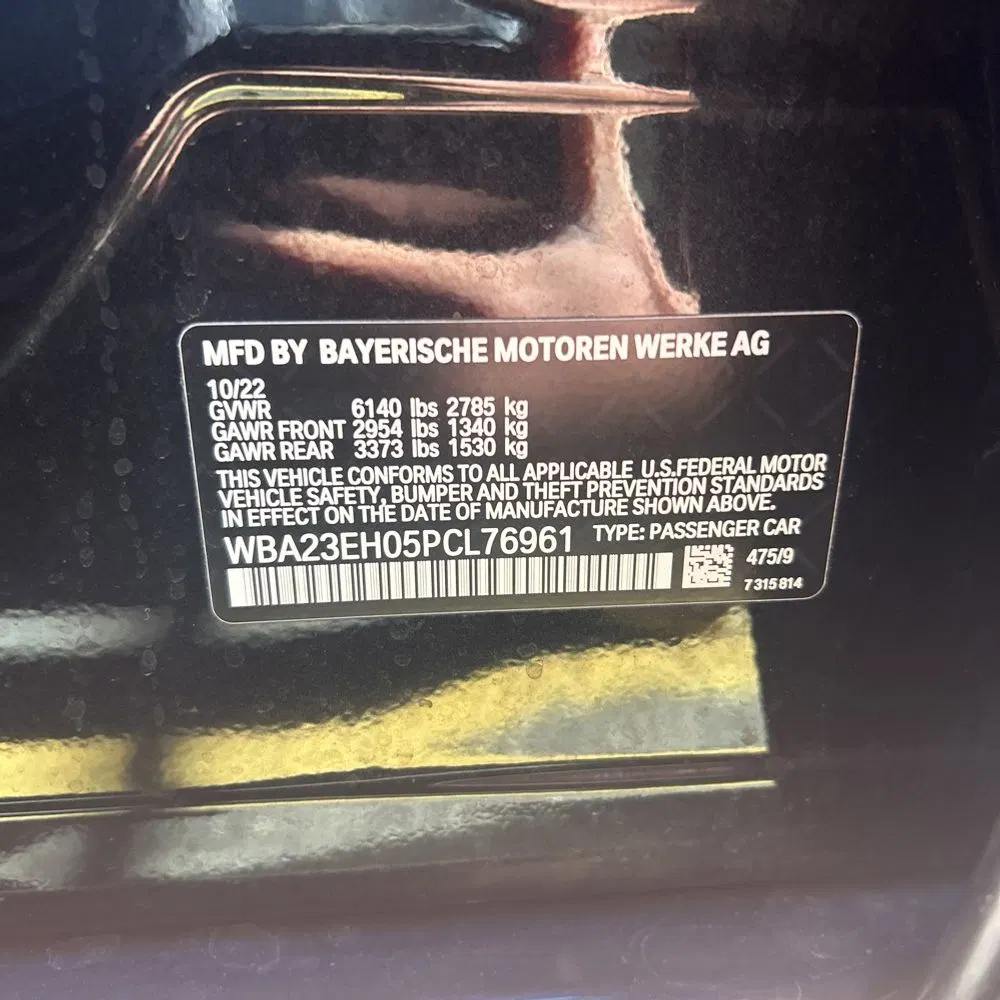 2023 BMW 7-Series 740i