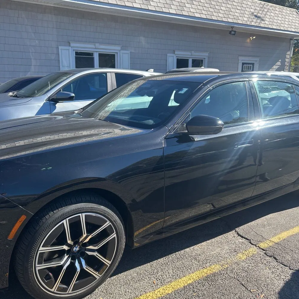 2023 BMW 7-Series 740i