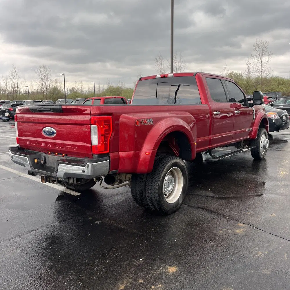 2019 Ford F-450 Super Duty Lariat