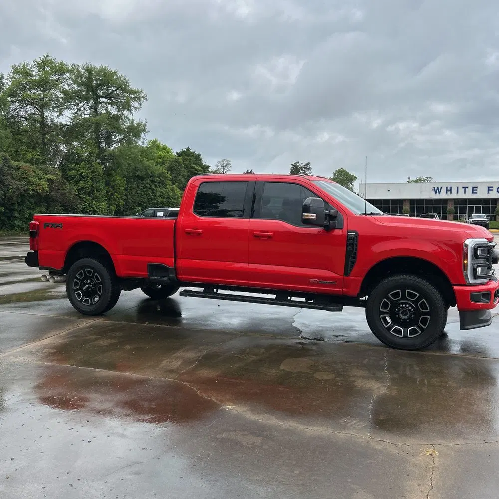 2025 Ford F-350 Super Duty Lariat