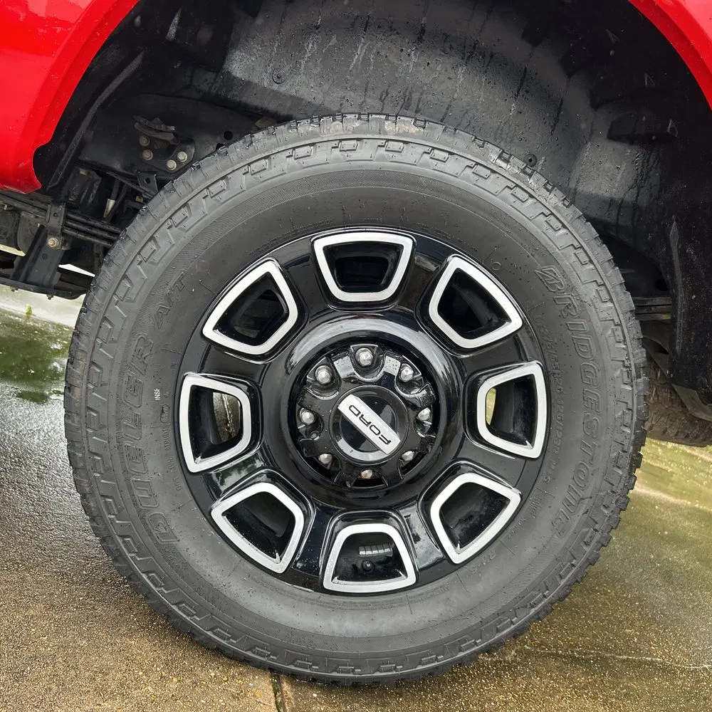 2025 Ford F-350 Super Duty Lariat