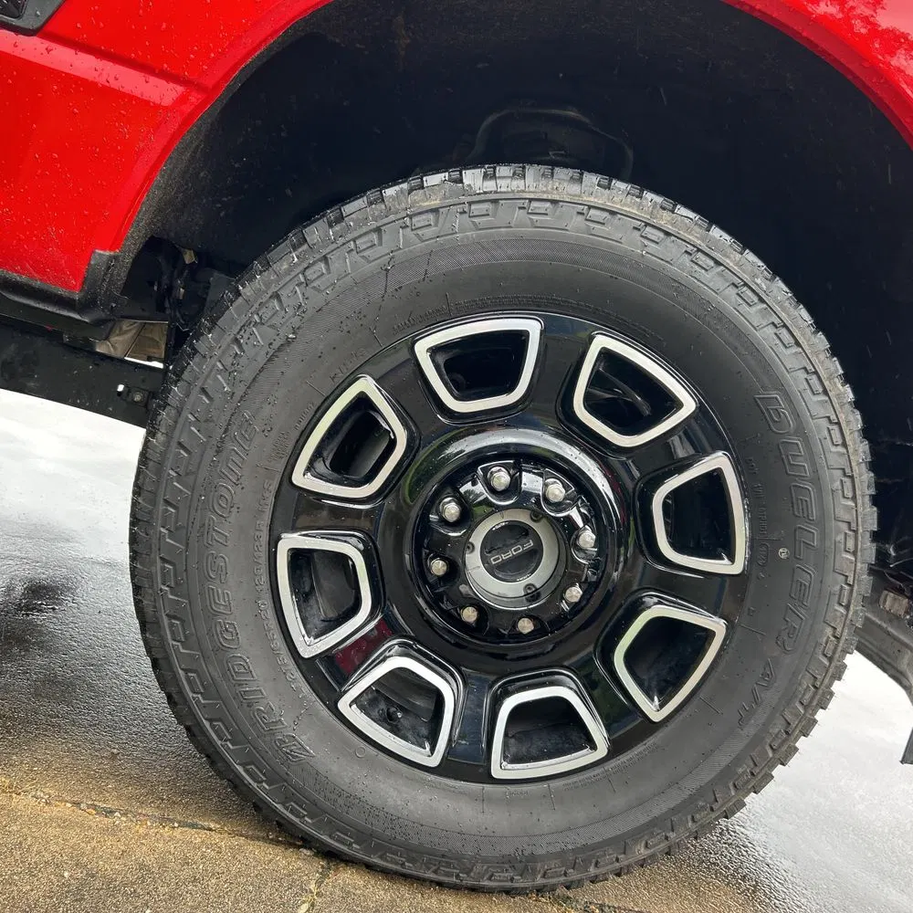 2025 Ford F-350 Super Duty Lariat