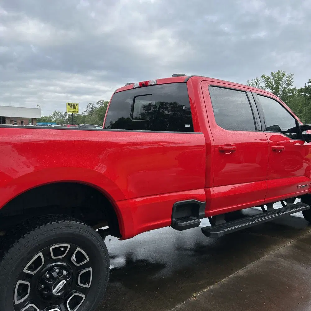 2025 Ford F-350 Super Duty Lariat