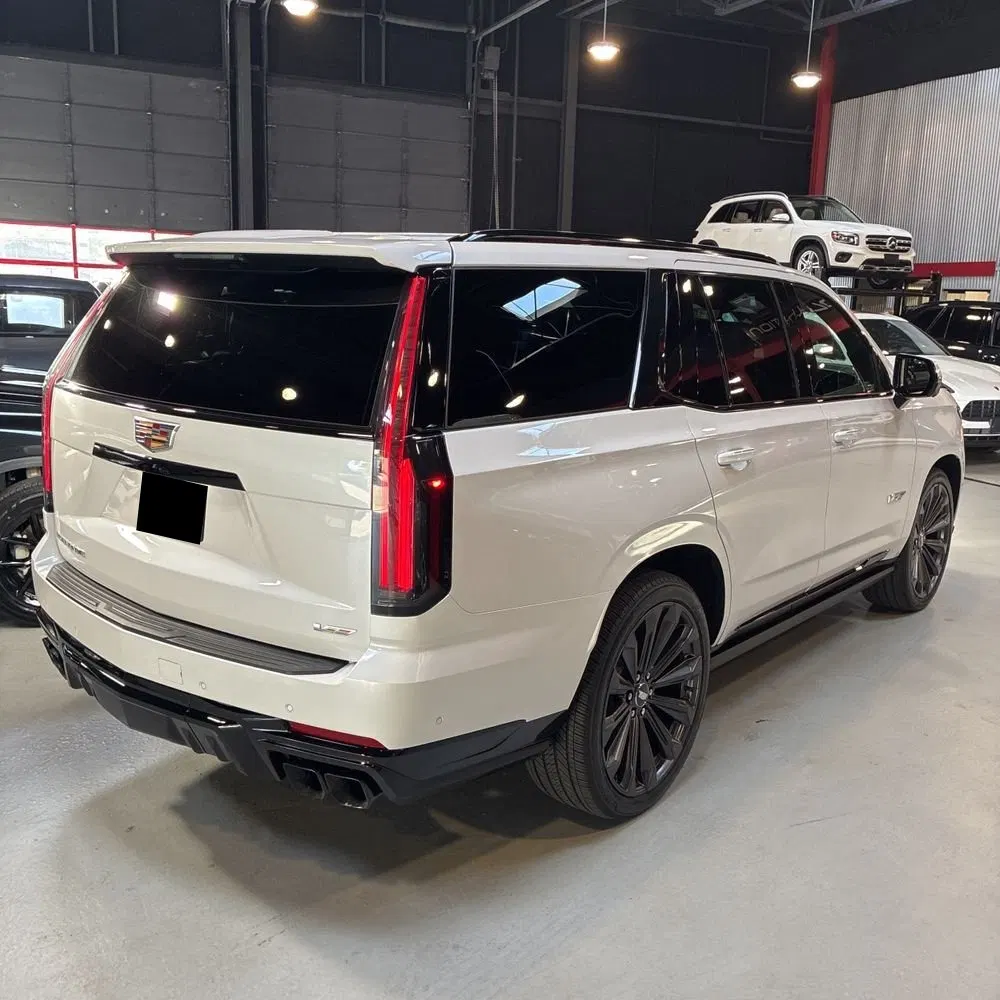 2025 Cadillac Escalade-V Base