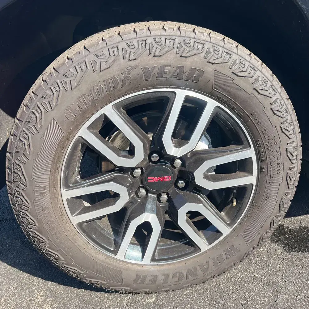 2024 GMC Yukon AT4