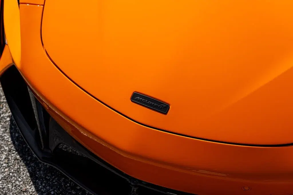 2025 McLaren Artura RWD