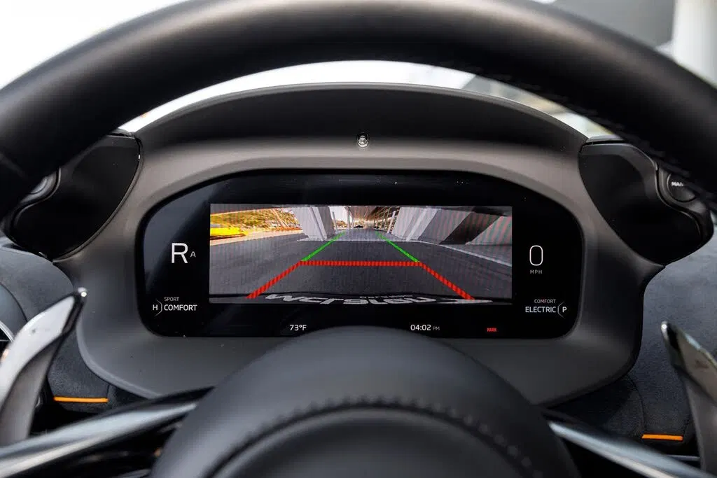 2025 McLaren Artura RWD