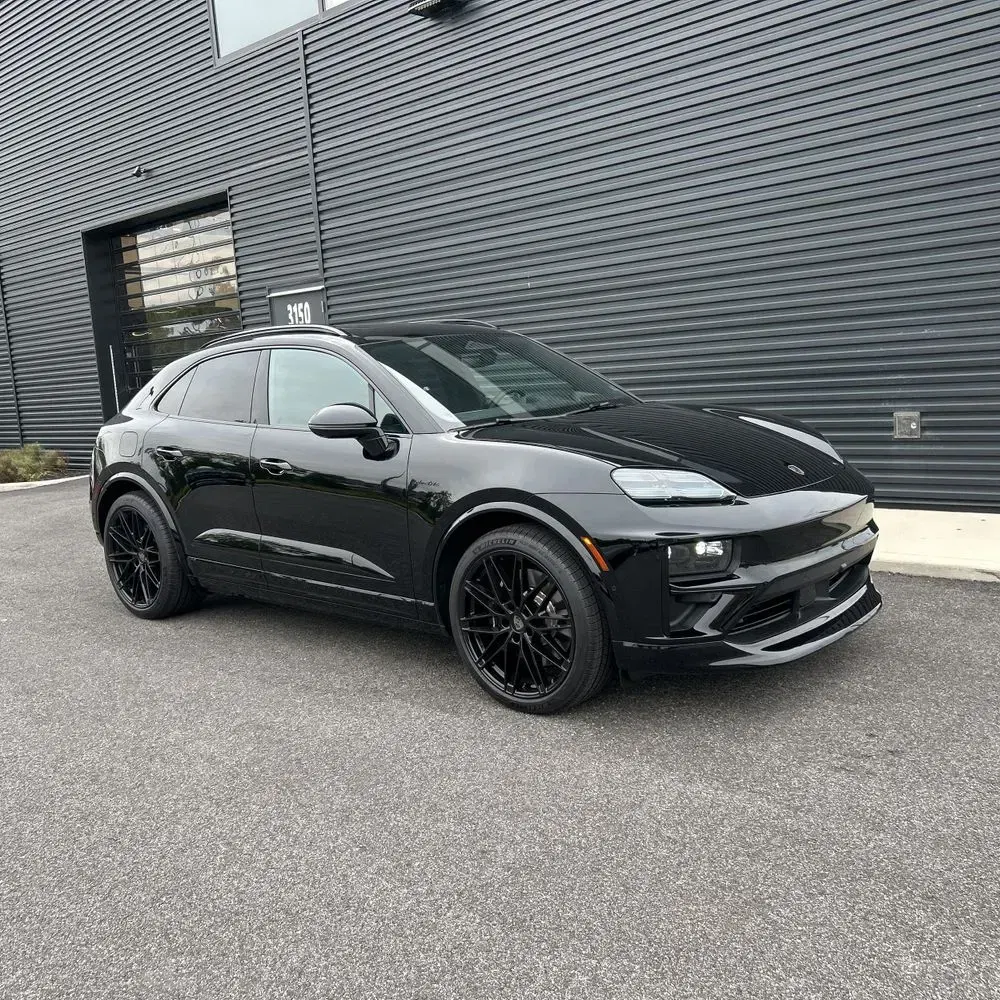 2025 Porsche Macan EV Turbo