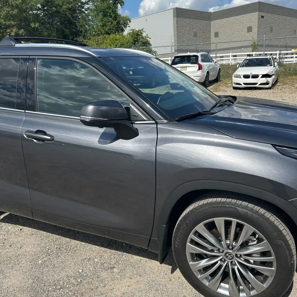 2024 Toyota Highlander Platinum