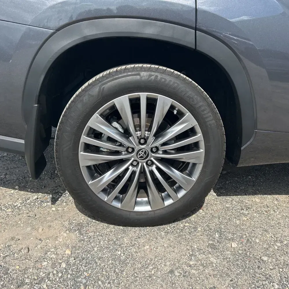 2024 Toyota Highlander Platinum