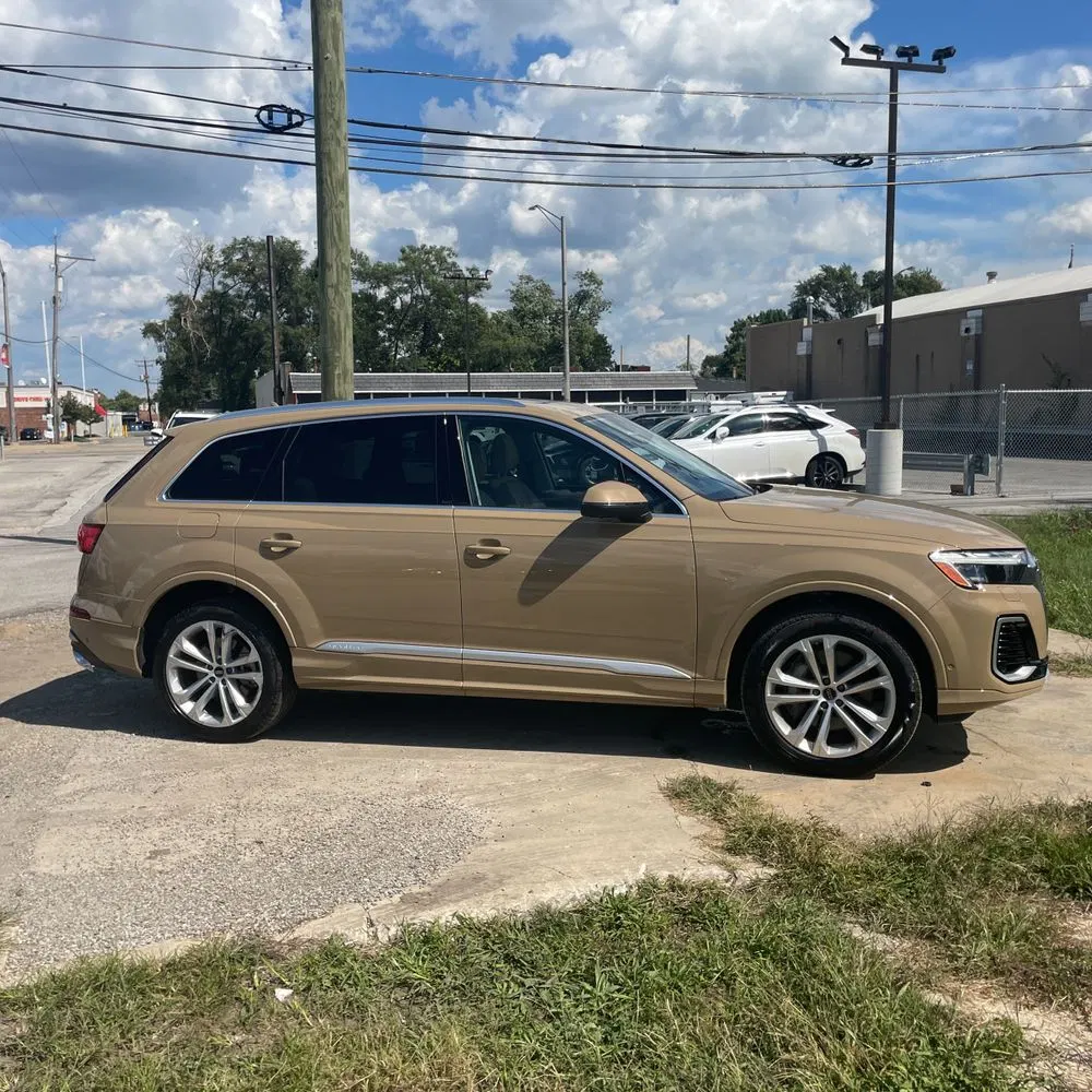 2025 Audi Q7 Premium Plus 55