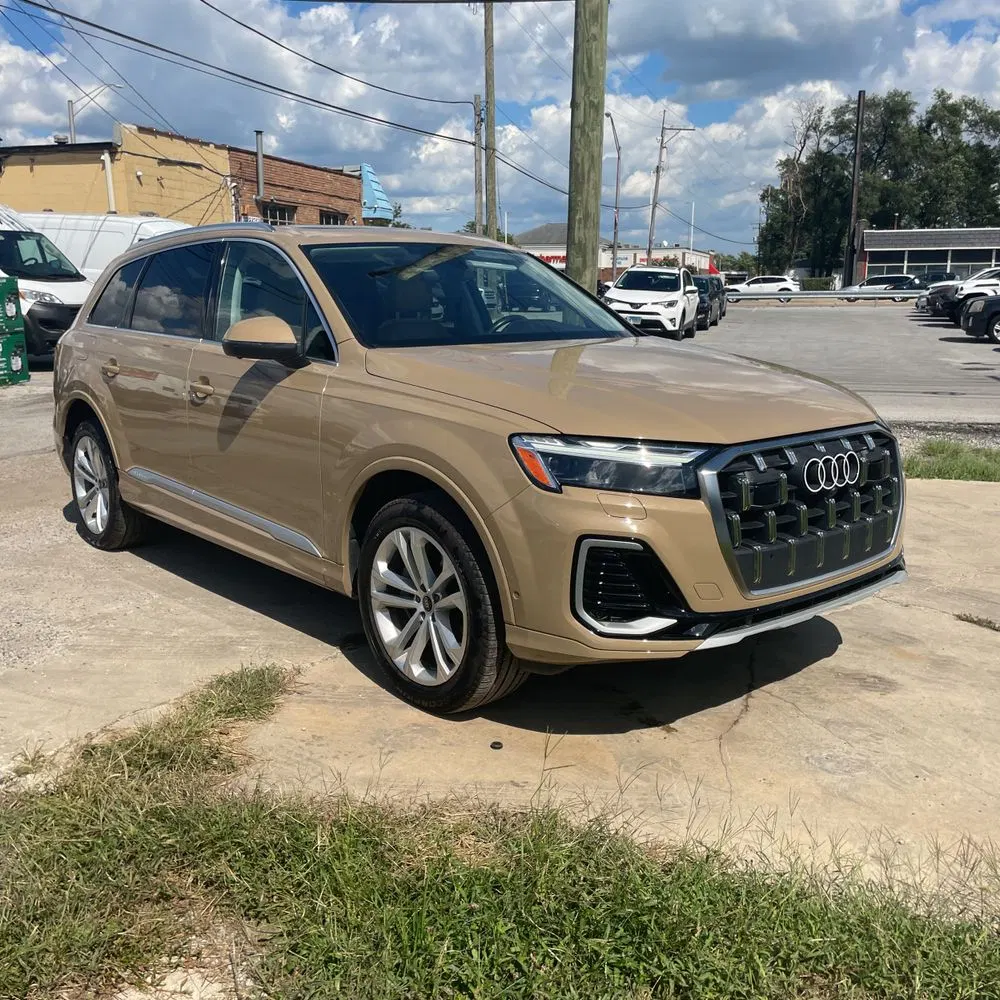 2025 Audi Q7 Premium Plus 55