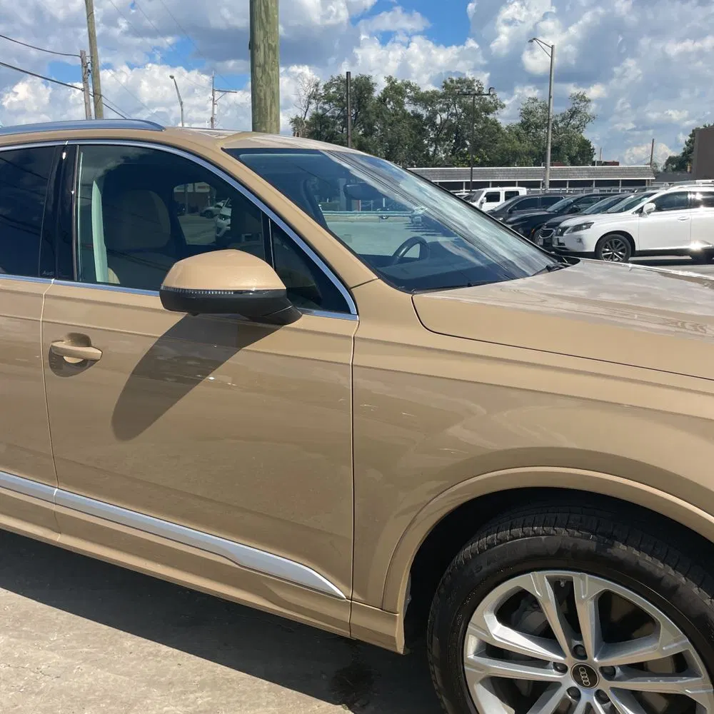2025 Audi Q7 Premium Plus 55