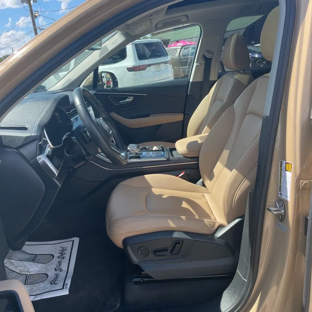 2025 Audi Q7 Premium Plus 55