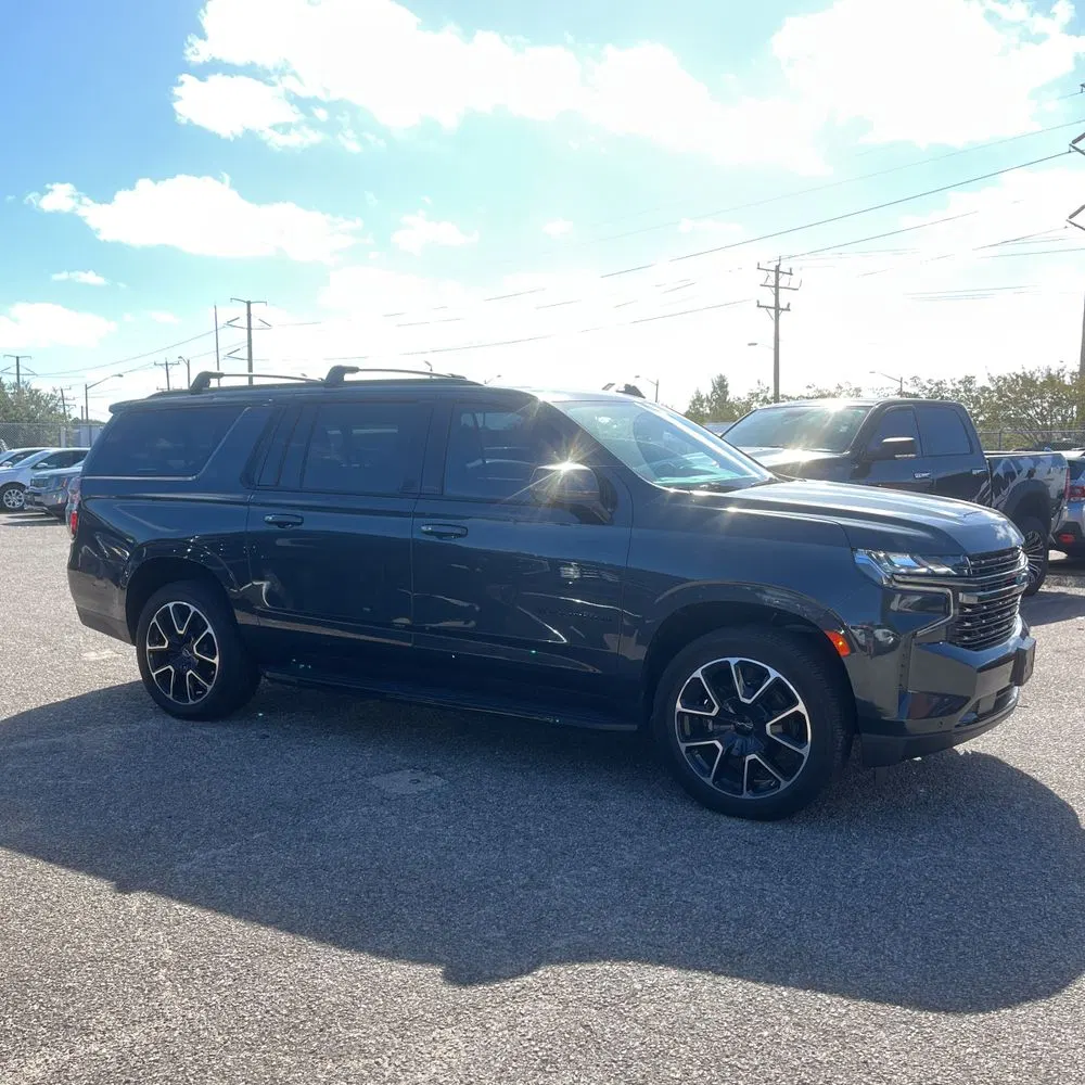 2022 Chevrolet Suburban RST