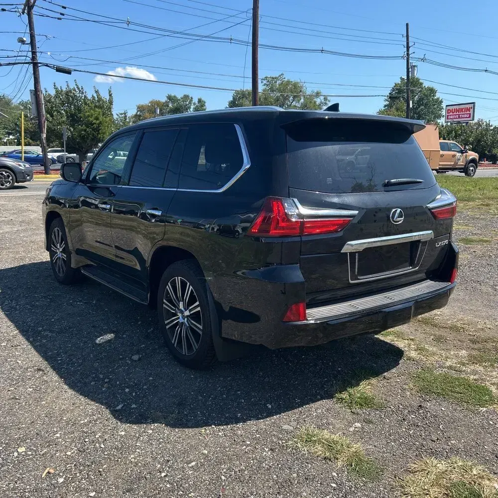 2021 Lexus LX 570 Three-Row