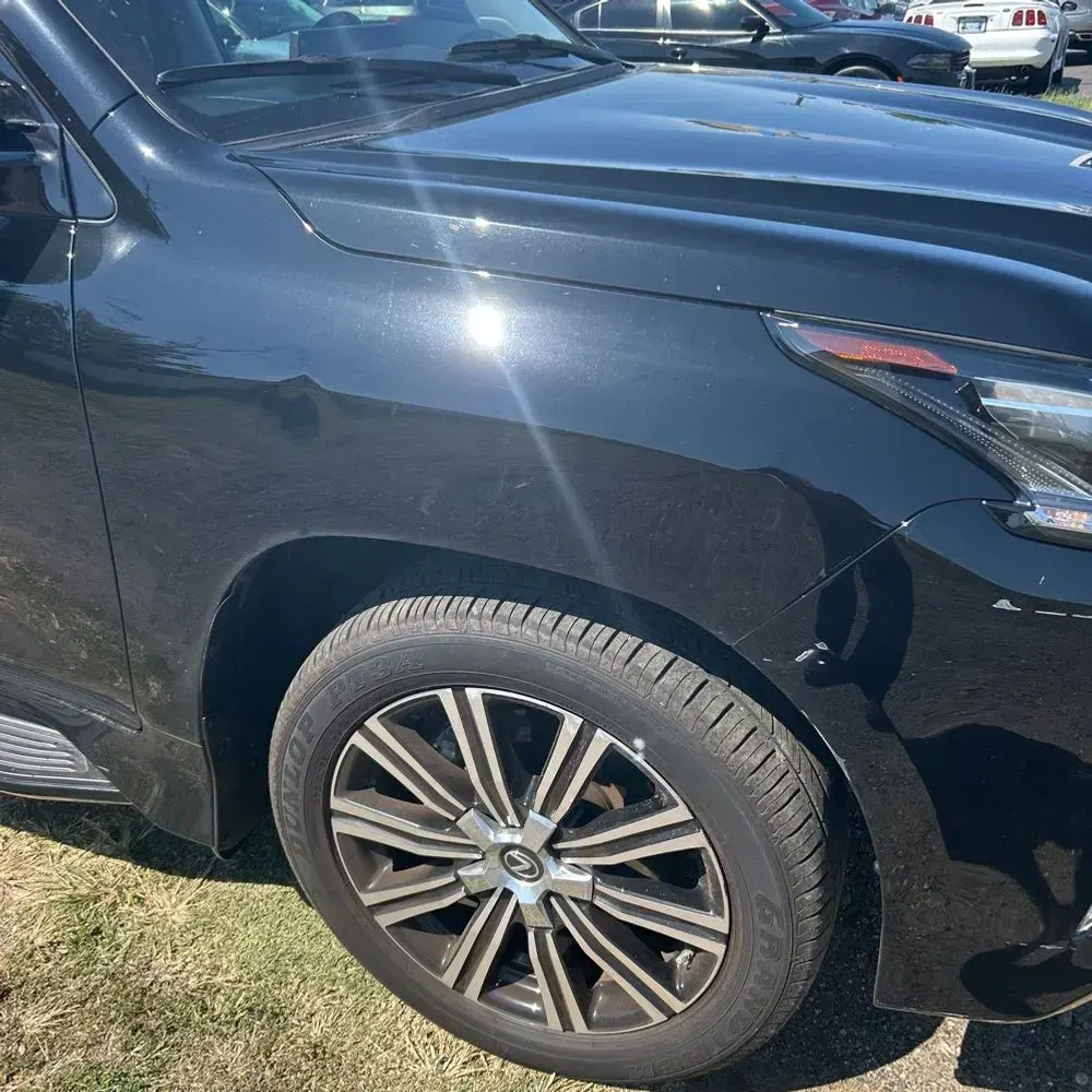 2021 Lexus LX 570 Three-Row