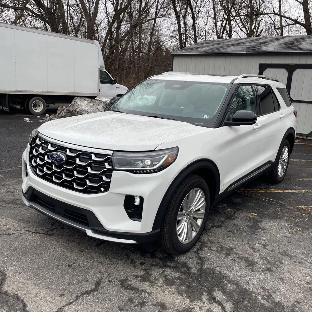 2025 Ford Explorer Platinum