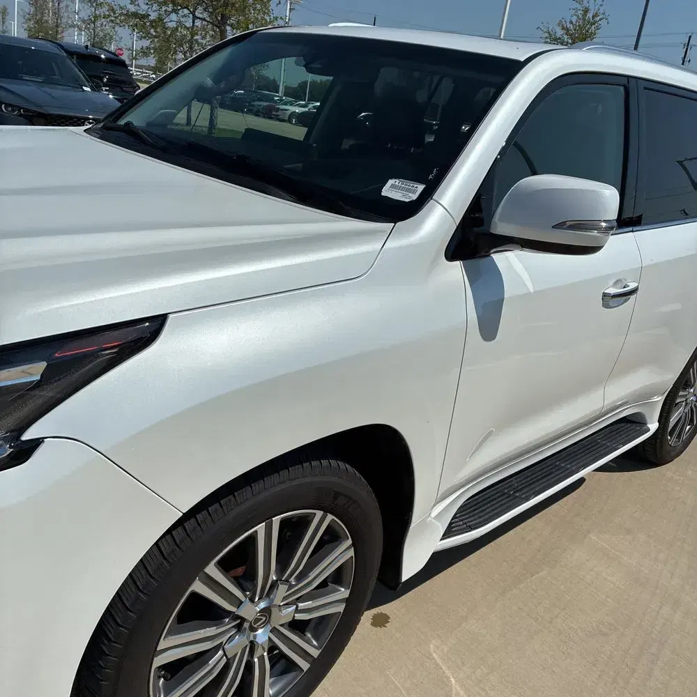 2018 Lexus LX 570 Three-Row