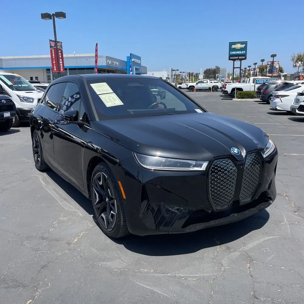 2025 BMW iX M60
