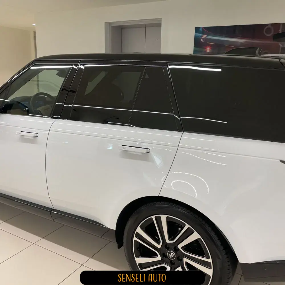 2023 Land Rover Range Rover P400 SE