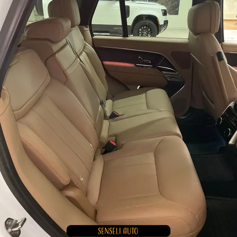 2023 Land Rover Range Rover P400 SE