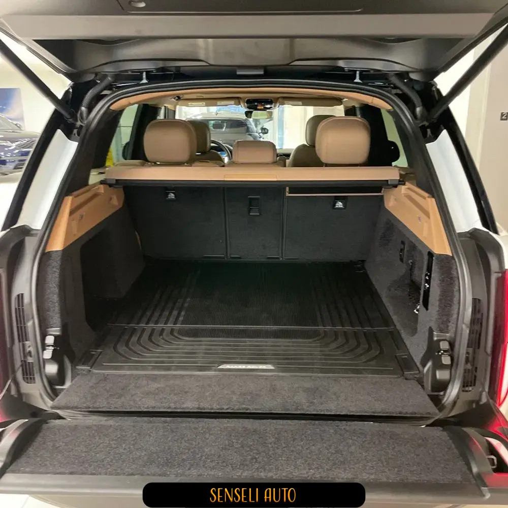 2023 Land Rover Range Rover P400 SE
