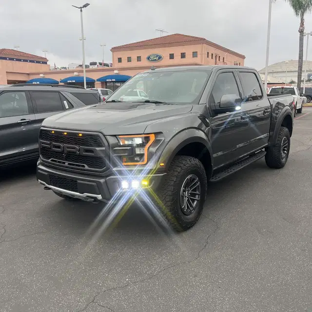 2020 Ford F-150 Raptor