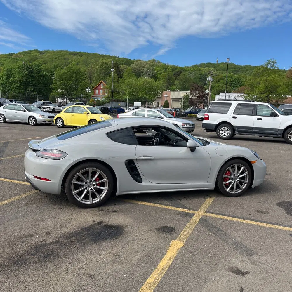 2024 Porsche 718 Cayman S