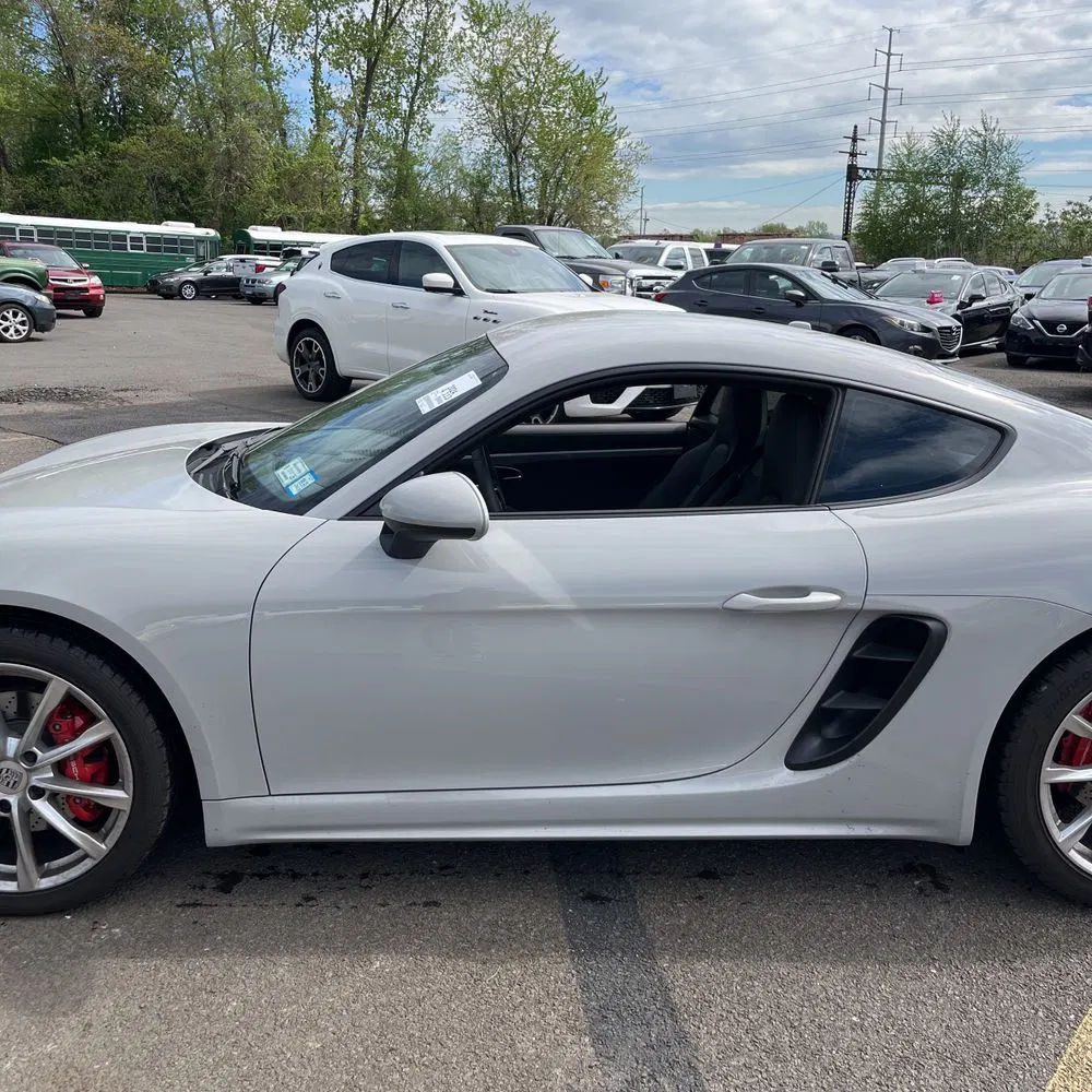 2024 Porsche 718 Cayman S