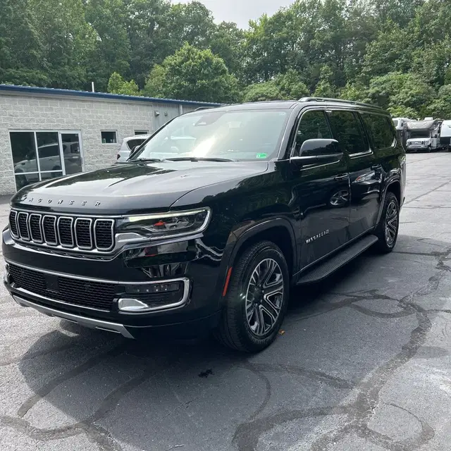 2024 Jeep Wagoneer L Series II