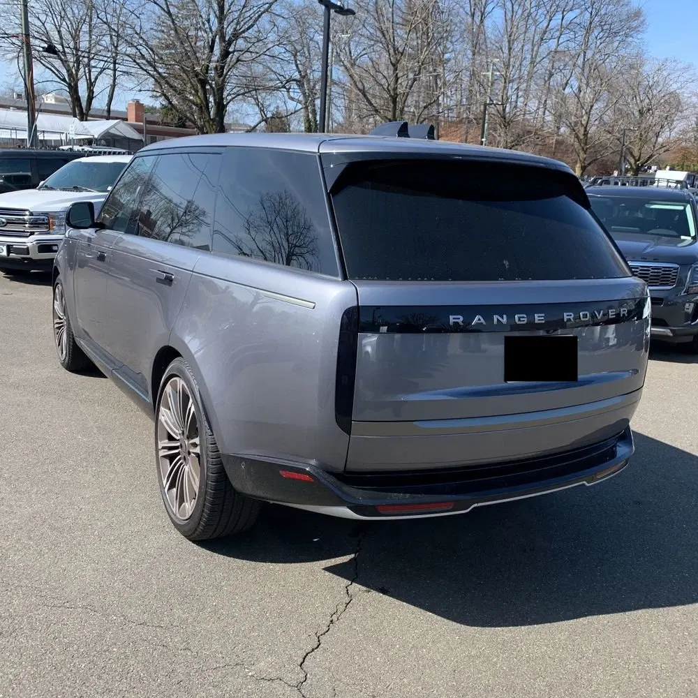 2024 Land Rover Range Rover P530 SE LWB