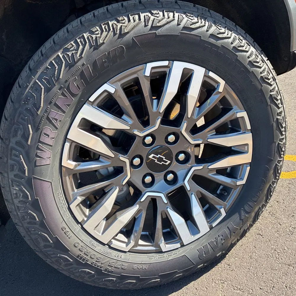 2025 Chevrolet Suburban Z71