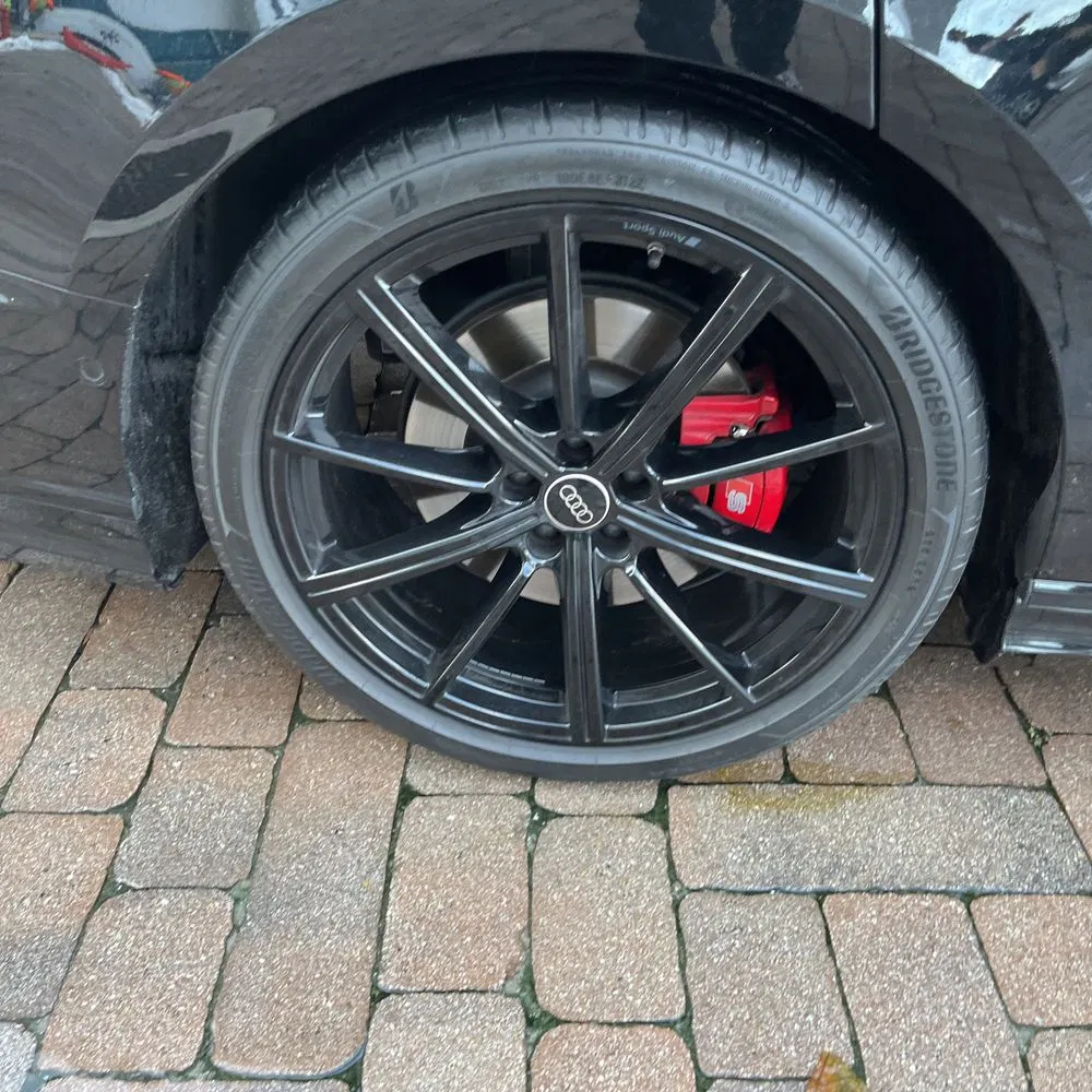2023 Audi S8