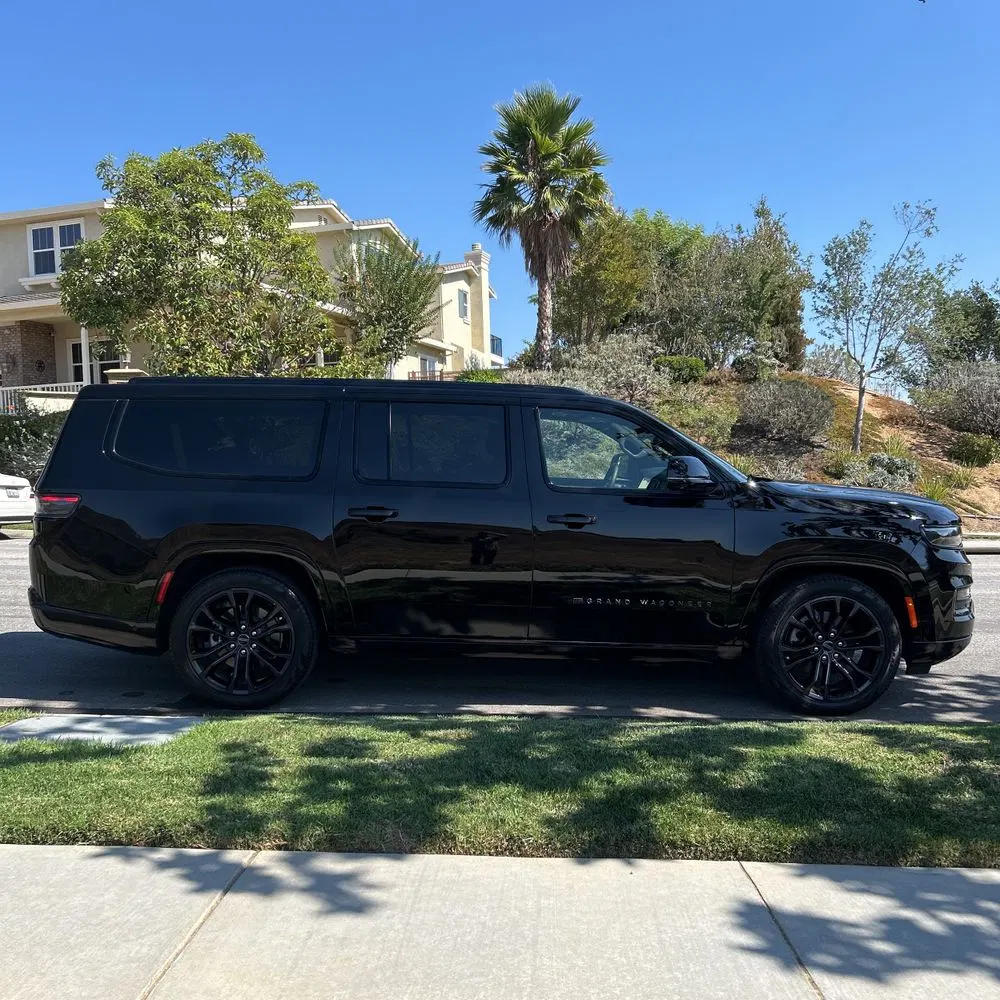 2023 Jeep Grand Wagoneer L Series III