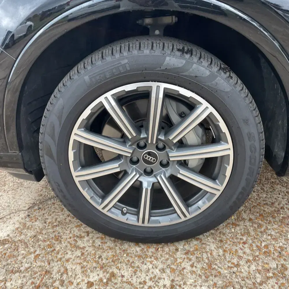 2024 Audi Q7 Premium Plus 45