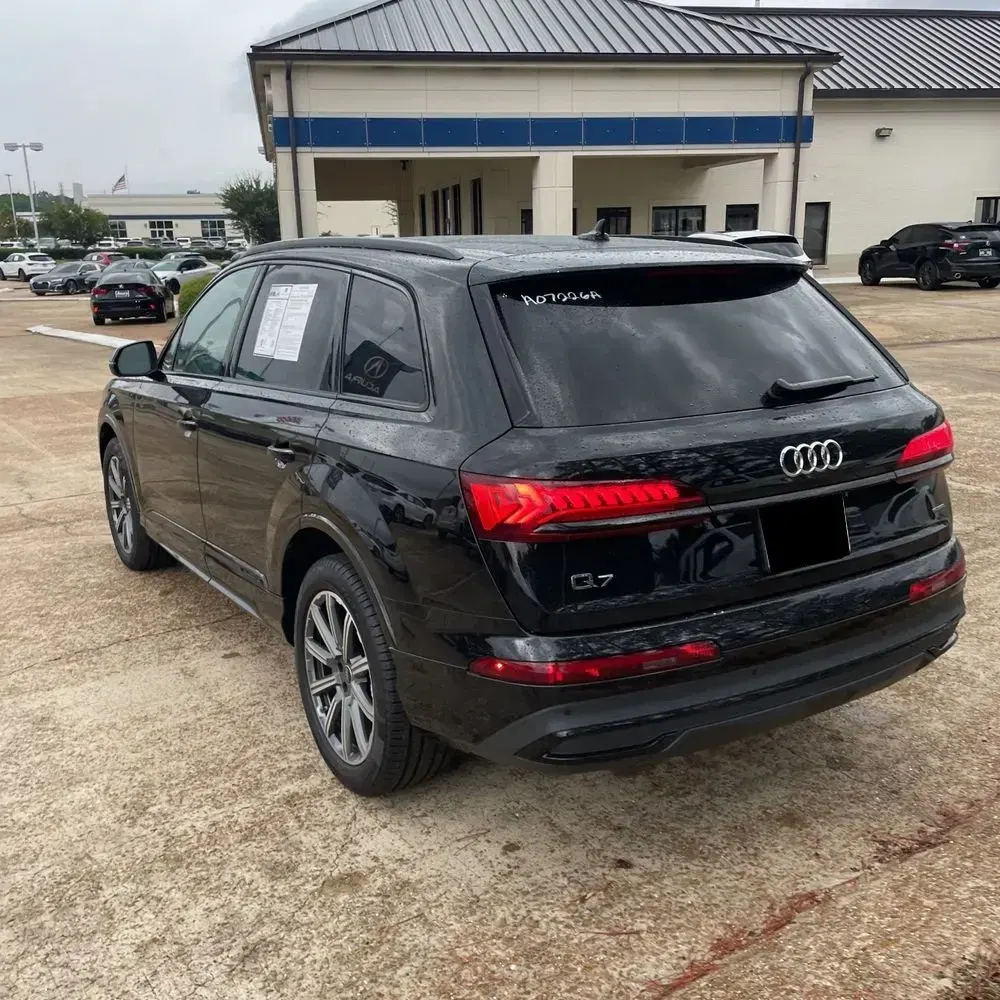2024 Audi Q7 Premium Plus 45