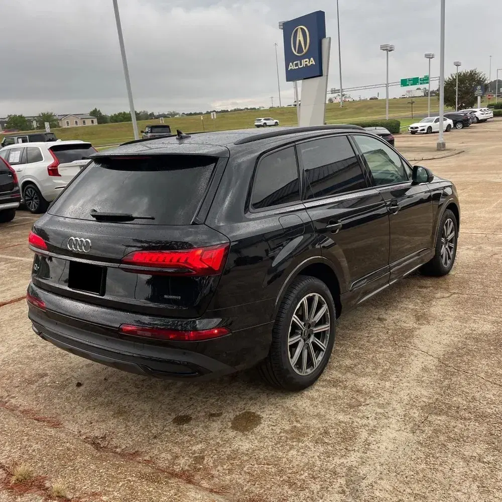 2024 Audi Q7 Premium Plus 45