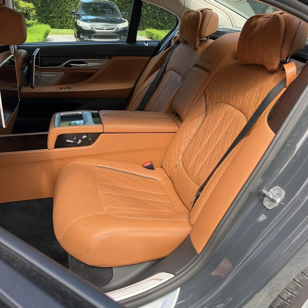2021 BMW 7 Series ALPINA B7 xDrive