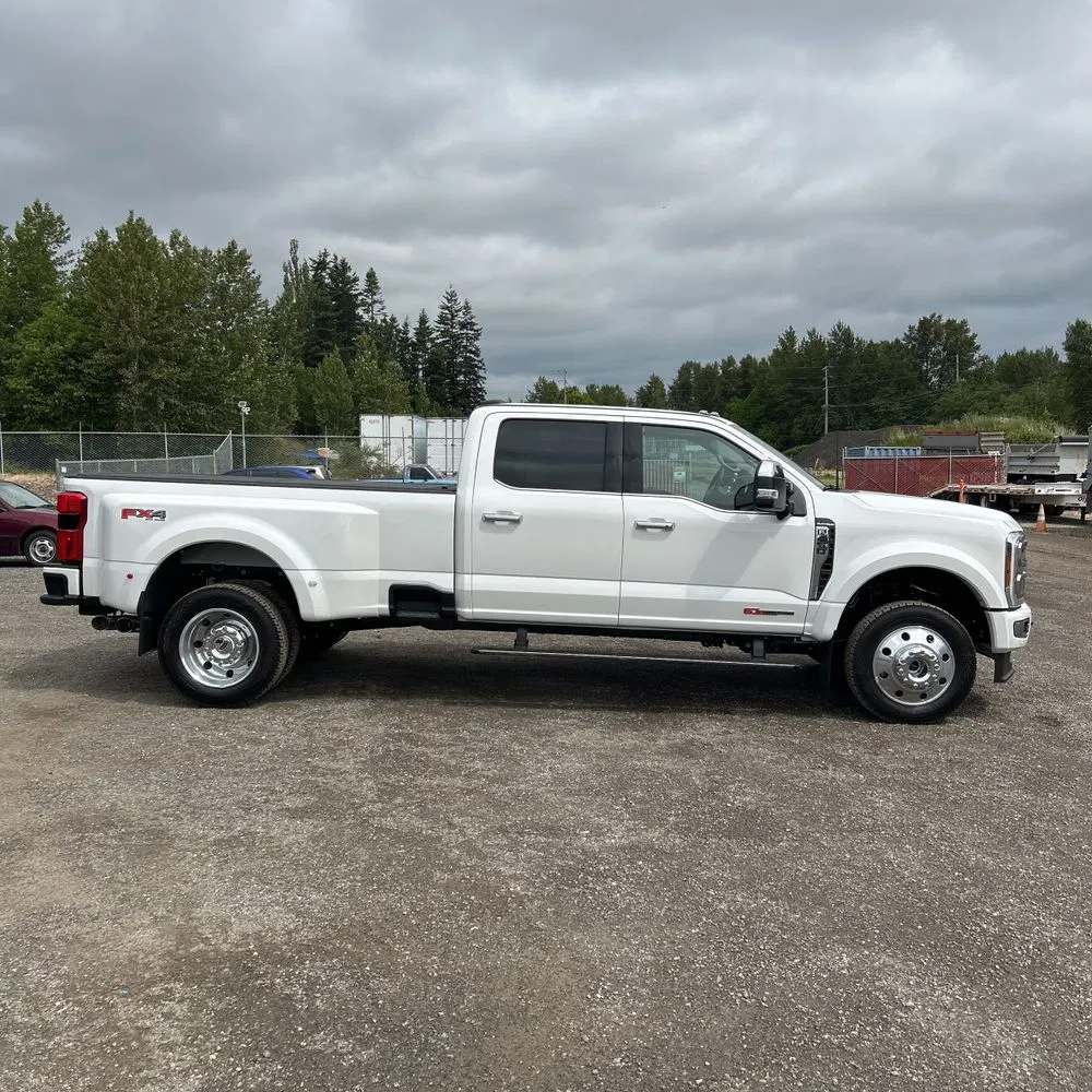 2025 Ford F450 S/D Platinum