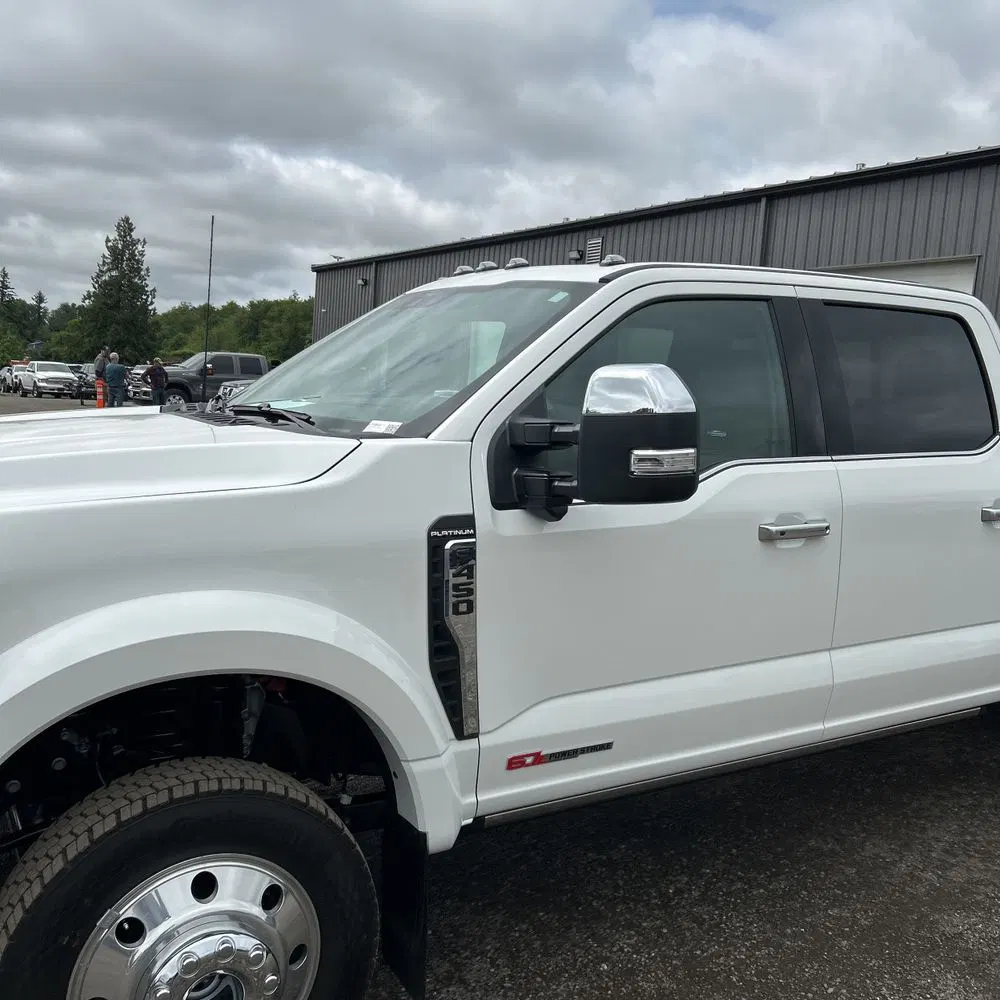 2025 Ford F450 S/D Platinum