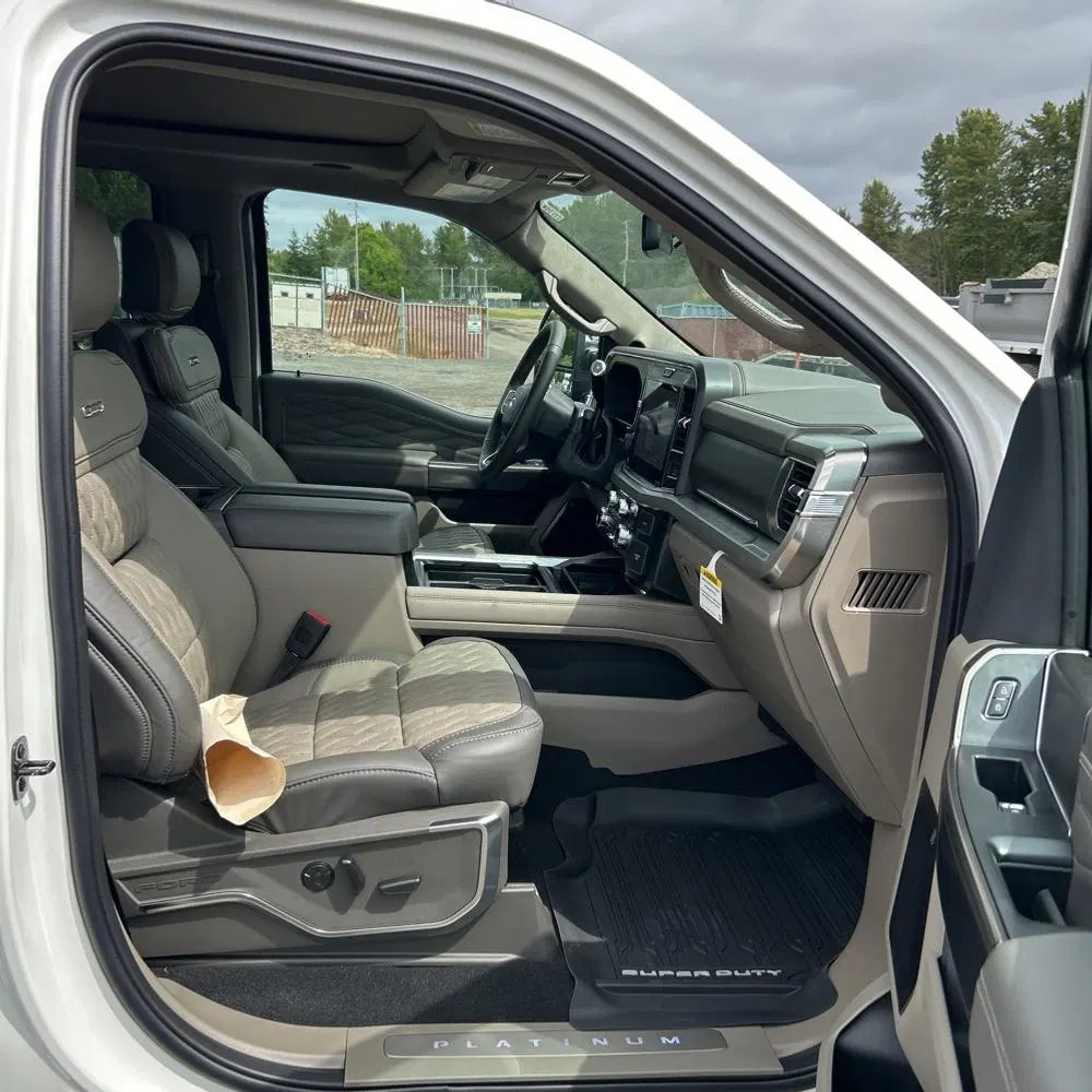 2025 Ford F450 S/D Platinum